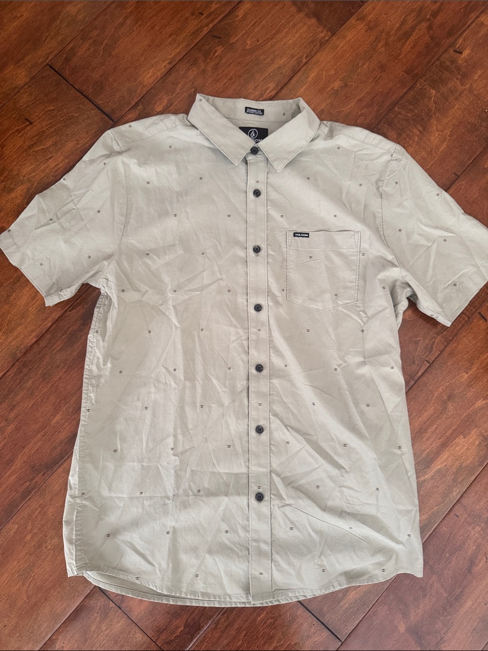 Volcom Men's Short-Sleeve Button-Down Shirt in Light Green with Micro Dot